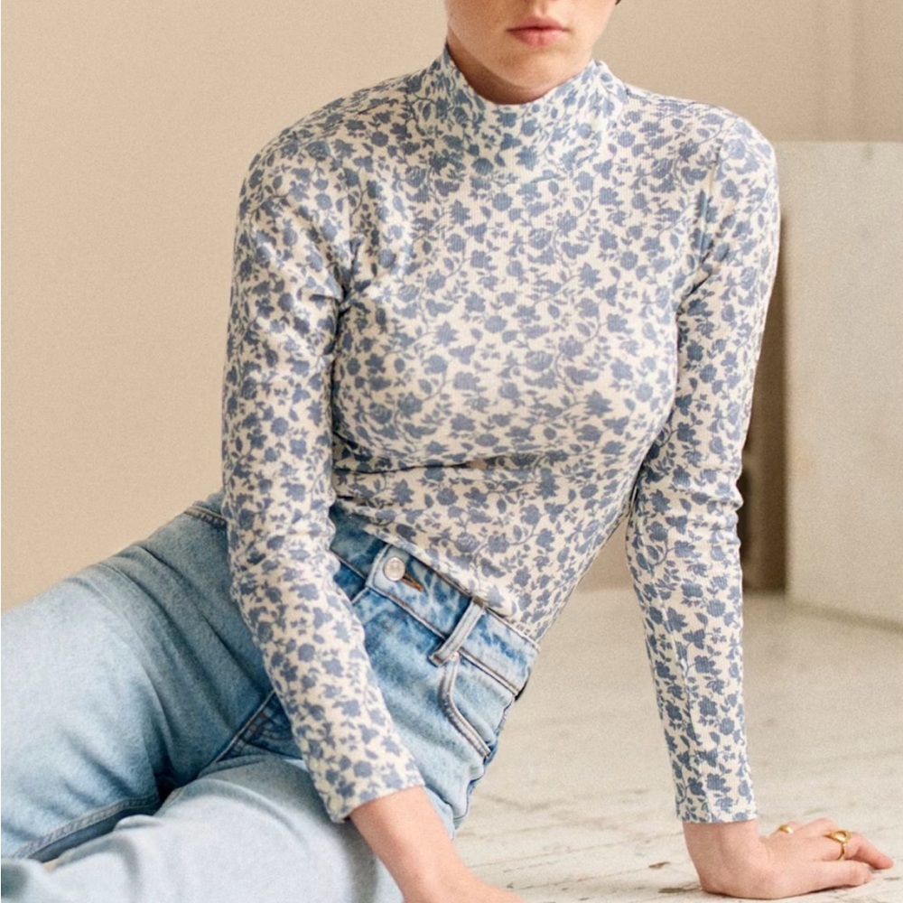 Sezane Felix Jumper in Romantic Ecru Blue Floral Long Sleeve Organic Cotton Top
